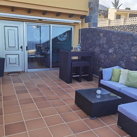 Nautilus I: Casa Con Terraza Y Vistas Al Mar Apartment La Caleta  Exterior photo